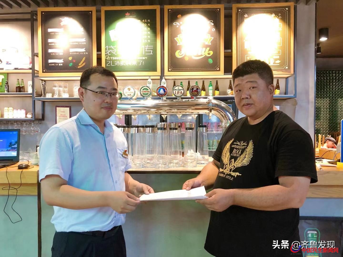 區(qū)行政審批局量身定制、上門服務(wù)，助力嶗山會(huì)場(chǎng)文藝表演順利進(jìn)行