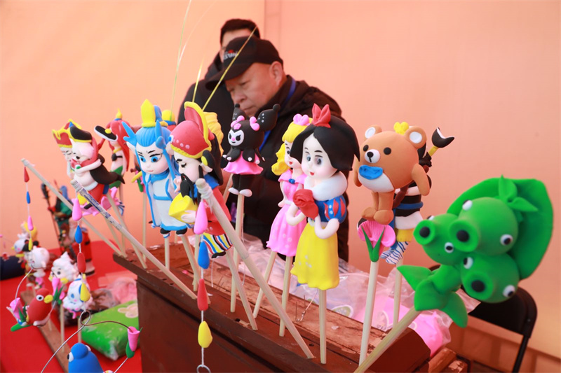 糖球會(huì)絕活之二：面塑絕活在糖球會(huì)上大放異彩，傳統(tǒng)技藝展現(xiàn)民俗魅力